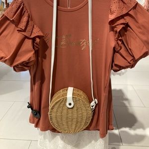 Meet your Posher, Maria fernanda